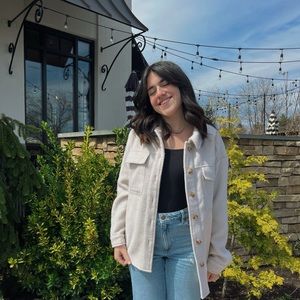 Meet your Posher, Emma